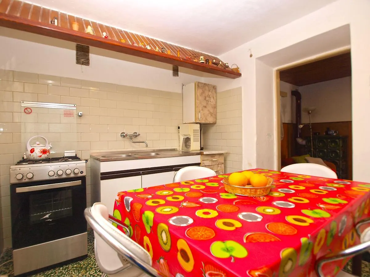Apartments Milena 1582 Vinkuran